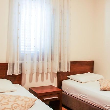 Apartments Mun Petrovac Buitenkant foto