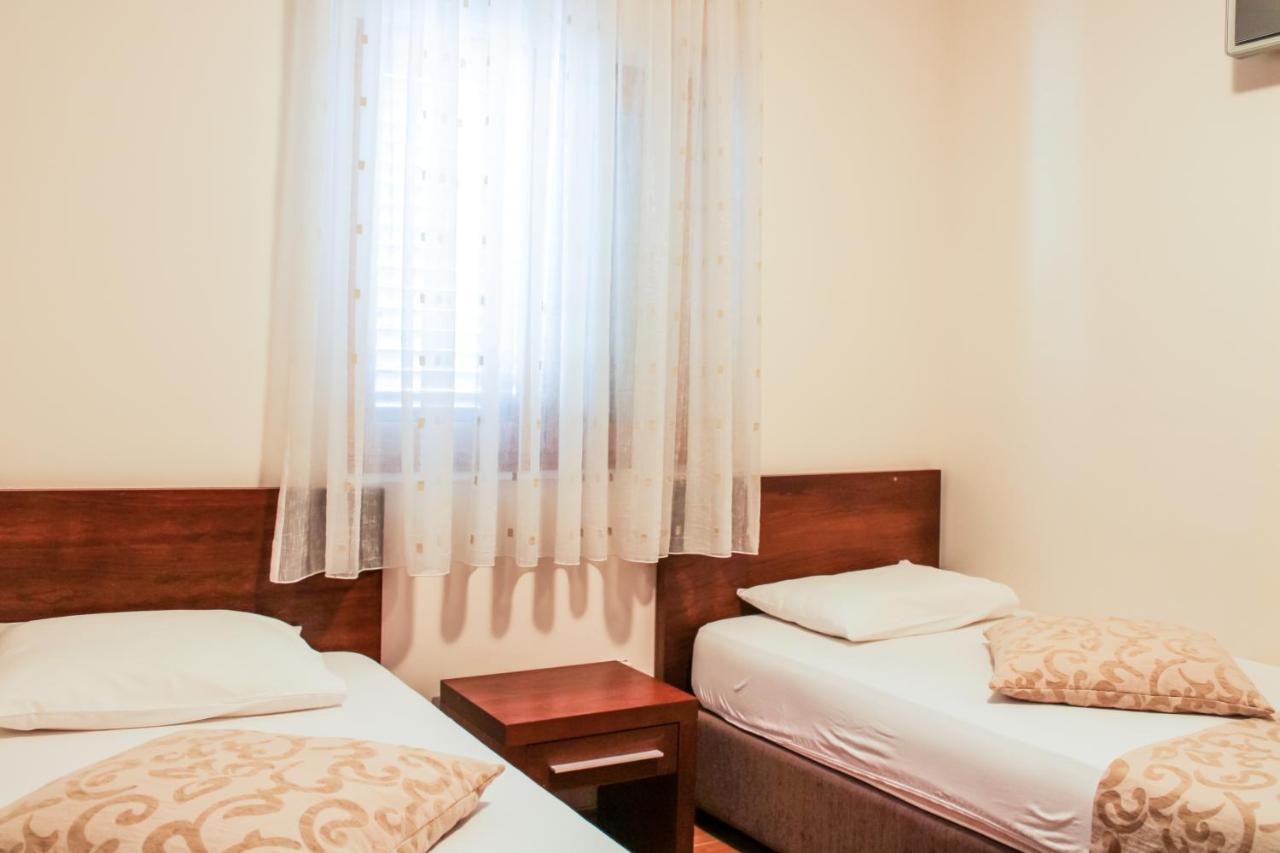 Apartments Mun Petrovac Buitenkant foto