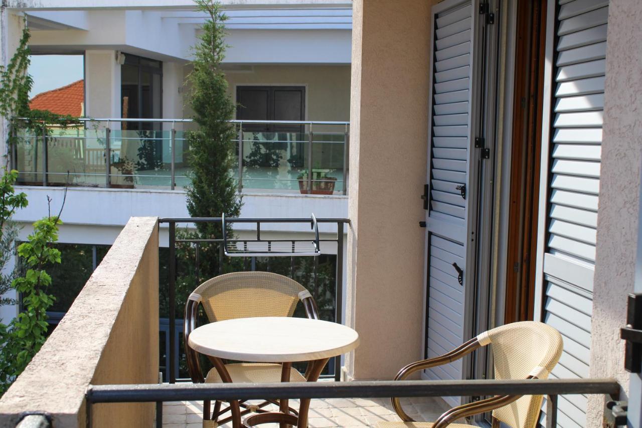 Apartments Mun Petrovac Buitenkant foto