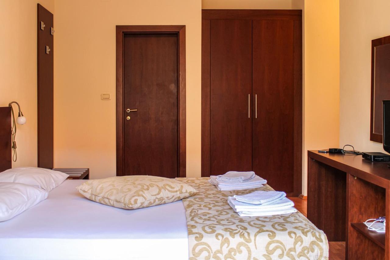 Apartments Mun Petrovac Buitenkant foto