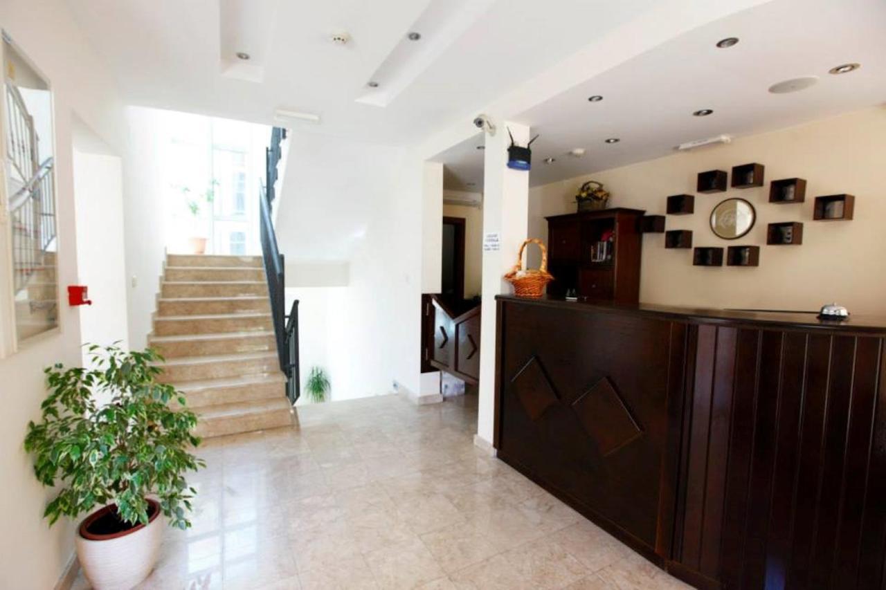 Apartments Mun Petrovac Buitenkant foto